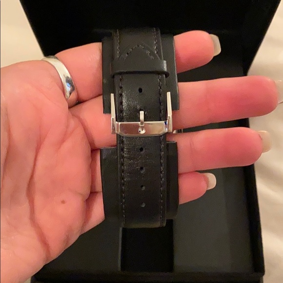 Movado Museum Classic - Black Leather band. - Picture 5 of 8